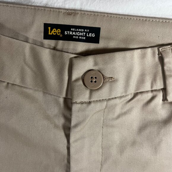 Lee Pants Straight Leg Mid Rise Khaki Wrinkle Free SZ 4 - Picture 5 of 7